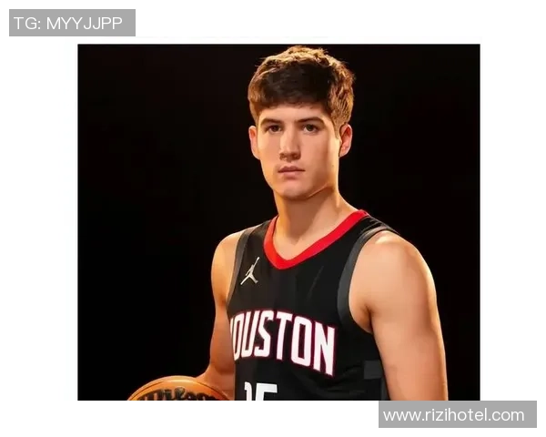 7中2+接连失误,谢泼德不如第三后卫 末节遭弃用 火箭升为10人轮换