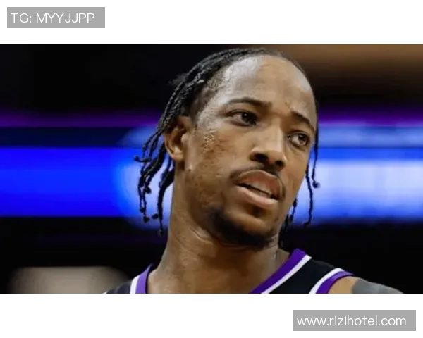 快船病急乱投医!美记曝德罗赞或与柯林斯交换,5000万超巨你该走了 快船病急乱投医!美记曝德罗赞或与柯林斯交换,5000万超巨你该走了